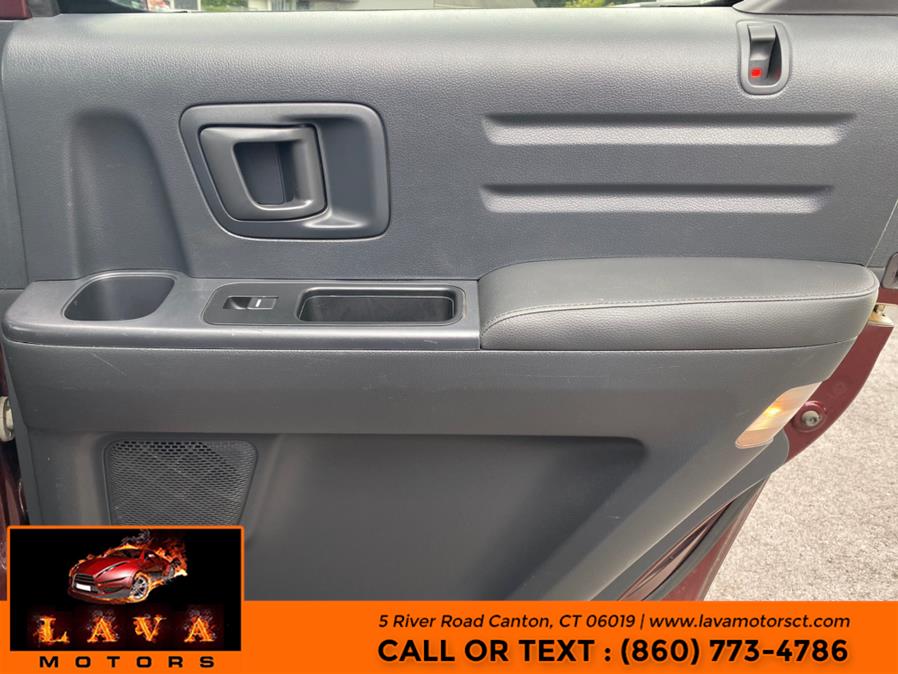 2013 Honda Ridgeline 4WD Crew Cab RTL, available for sale in Canton, Connecticut | Lava Motors. Canton, Connecticut 2013 Honda Ridgeline 4WD Crew Cab RTL, available for sale in Canton, Connecticut | Lava Motors. Canton, Connecticut