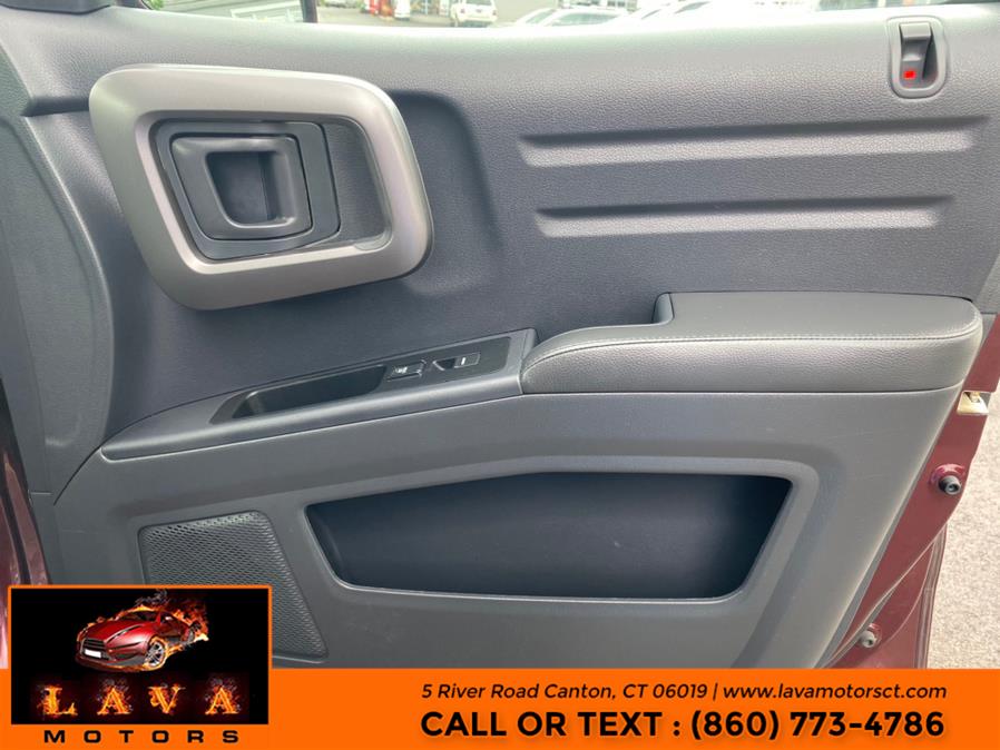2013 Honda Ridgeline 4WD Crew Cab RTL, available for sale in Canton, Connecticut | Lava Motors. Canton, Connecticut 2013 Honda Ridgeline 4WD Crew Cab RTL, available for sale in Canton, Connecticut | Lava Motors. Canton, Connecticut