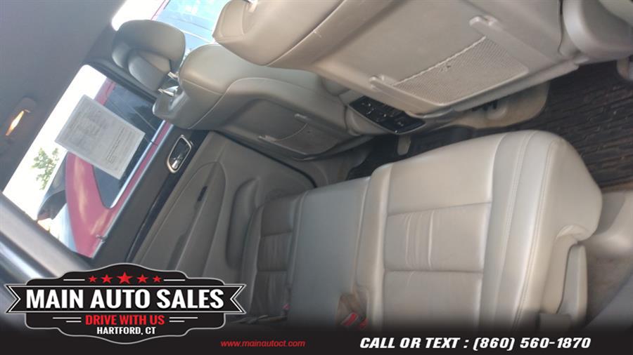 Used Jeep Grand Cherokee 4WD 4dr Laredo 2011 | Main Auto Sales LLC. Hartford, Connecticut Used Jeep Grand Cherokee 4WD 4dr Laredo 2011 | Main Auto Sales LLC. Hartford, Connecticut