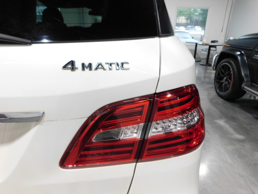 Used Mercedes-Benz M-Class 4MATIC 4dr ML 400 2015 | Auto Gallery. Lodi, New Jersey Used Mercedes-Benz M-Class 4MATIC 4dr ML 400 2015 | Auto Gallery. Lodi, New Jersey