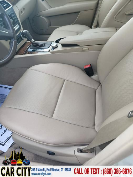 Used Mercedes-Benz C-Class 4dr Sdn C300 Luxury 4MATIC 2012 | Car City LLC. East Windsor, Connecticut Used Mercedes-Benz C-Class 4dr Sdn C300 Luxury 4MATIC 2012 | Car City LLC. East Windsor, Connecticut
