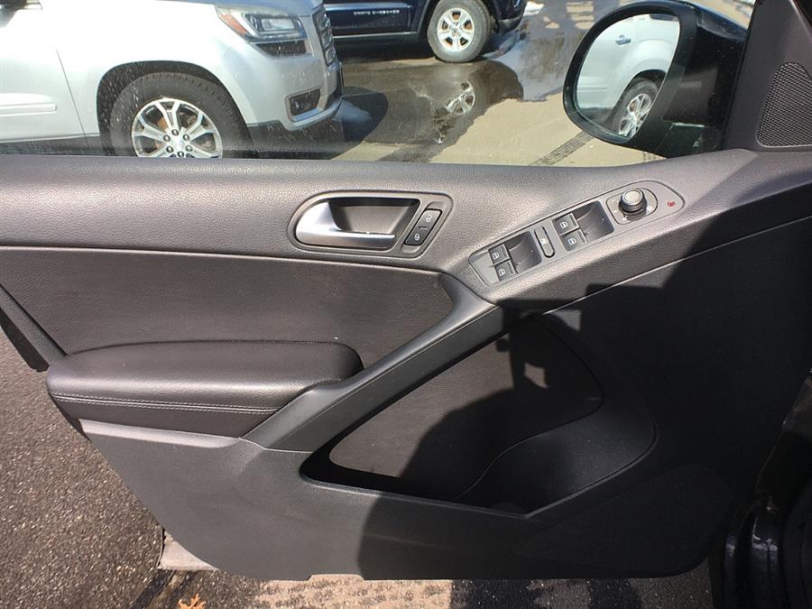 Used Volkswagen Tiguan 2016 | Smart Buy Auto Sales, LLC. Wallingford, Connecticut Used Volkswagen Tiguan 2016 | Smart Buy Auto Sales, LLC. Wallingford, Connecticut