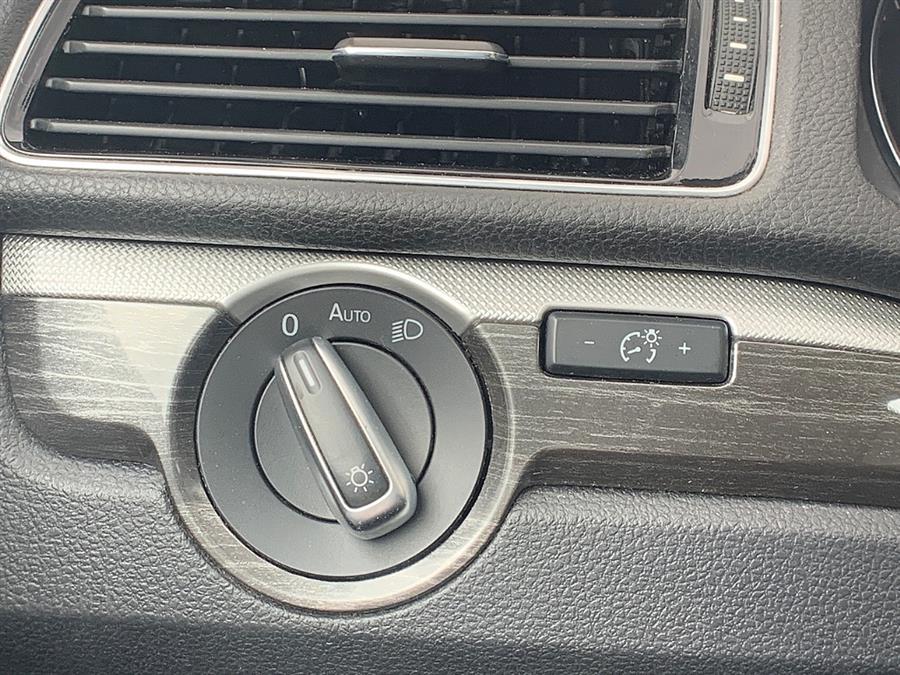 Used Volkswagen Passat 1.8T SE 2017 | Smart Buy Auto Sales, LLC. Wallingford, Connecticut Used Volkswagen Passat 1.8T SE 2017 | Smart Buy Auto Sales, LLC. Wallingford, Connecticut