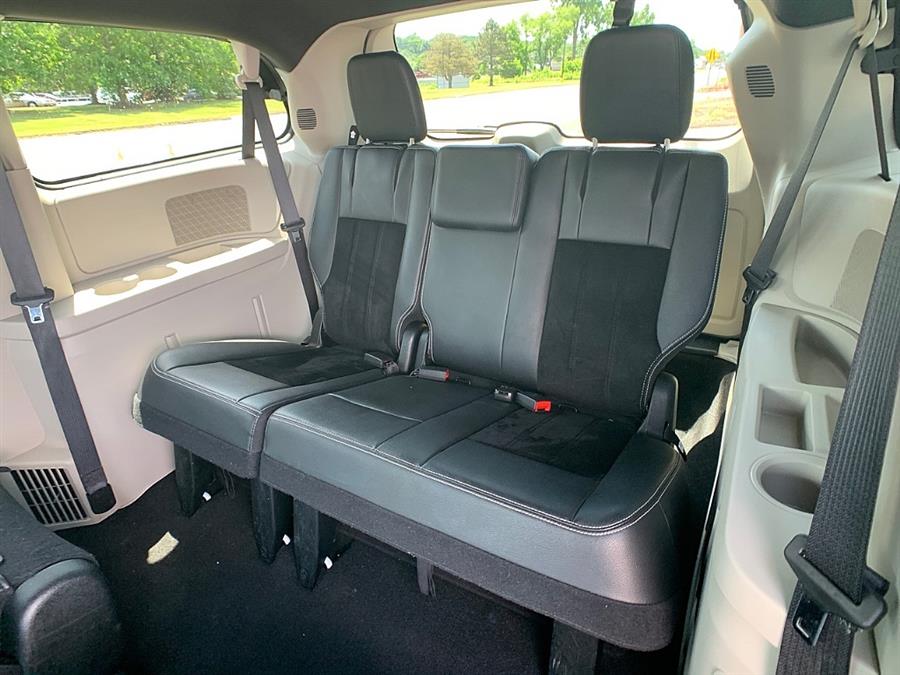 Used Dodge Grand Caravan SXT 2018 | Smart Buy Auto Sales, LLC. Wallingford, Connecticut Used Dodge Grand Caravan SXT 2018 | Smart Buy Auto Sales, LLC. Wallingford, Connecticut