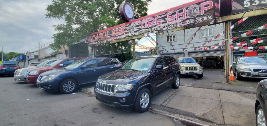 Used Jeep Grand Cherokee 4WD 4dr Laredo 2011 | Rubber Bros Auto World. Brooklyn, New York Used Jeep Grand Cherokee 4WD 4dr Laredo 2011 | Rubber Bros Auto World. Brooklyn, New York