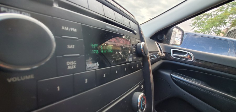 Used Jeep Grand Cherokee 4WD 4dr Laredo 2011 | Rubber Bros Auto World. Brooklyn, New York Used Jeep Grand Cherokee 4WD 4dr Laredo 2011 | Rubber Bros Auto World. Brooklyn, New York