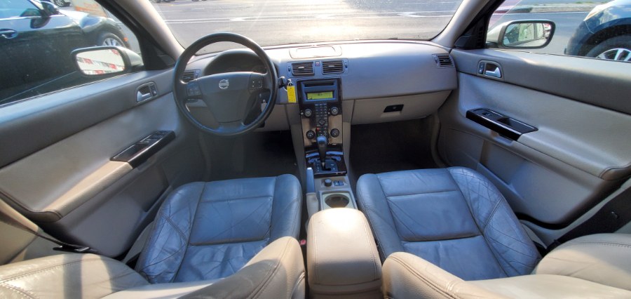Used Volvo S40 2.4L Auto 2006 | Rubber Bros Auto World. Brooklyn, New York Used Volvo S40 2.4L Auto 2006 | Rubber Bros Auto World. Brooklyn, New York