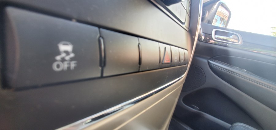 Used Jeep Grand Cherokee 4WD 4dr Laredo 2012 | Rubber Bros Auto World. Brooklyn, New York Used Jeep Grand Cherokee 4WD 4dr Laredo 2012 | Rubber Bros Auto World. Brooklyn, New York