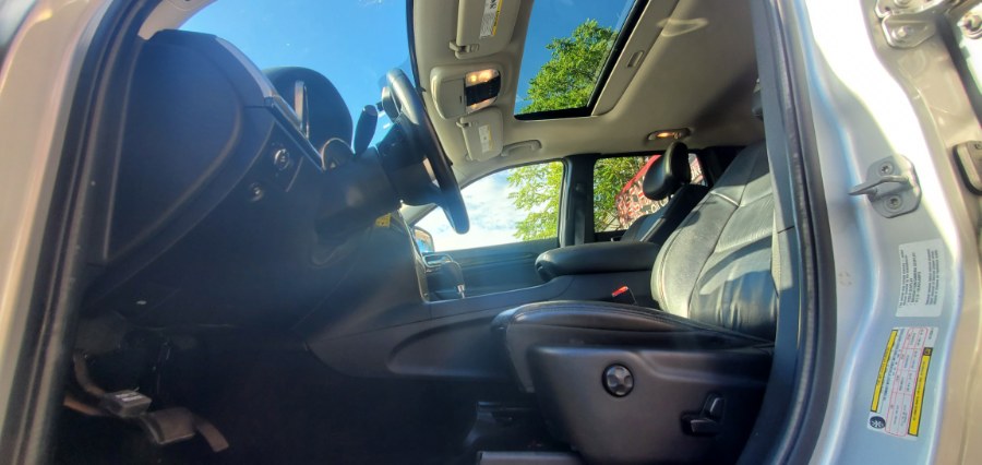 Used Jeep Grand Cherokee 4WD 4dr Laredo 2012 | Rubber Bros Auto World. Brooklyn, New York Used Jeep Grand Cherokee 4WD 4dr Laredo 2012 | Rubber Bros Auto World. Brooklyn, New York