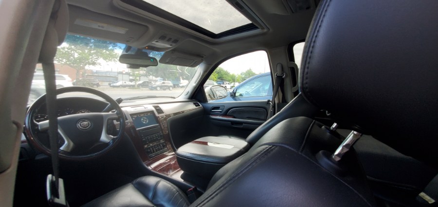 Used Cadillac Escalade AWD 4dr 2007 | Rubber Bros Auto World. Brooklyn, New York Used Cadillac Escalade AWD 4dr 2007 | Rubber Bros Auto World. Brooklyn, New York