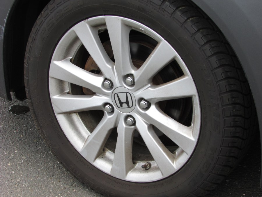 2012 Honda Civic Sdn 4dr Auto EX-L PZEV, available for sale in East Windsor, Connecticut | United Auto Sales of E Windsor, Inc. East Windsor, Connecticut 2012 Honda Civic Sdn 4dr Auto EX-L PZEV, available for sale in East Windsor, Connecticut | United Auto Sales of E Windsor, Inc. East Windsor, Connecticut