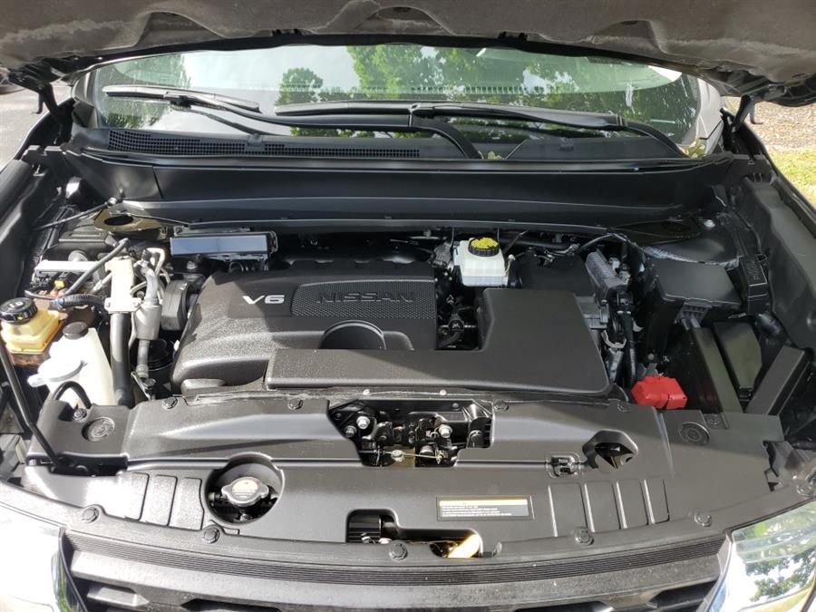 Used Nissan Pathfinder 4x4 SL 2019 | L.I. Auto Gallery. Islip, New York Used Nissan Pathfinder 4x4 SL 2019 | L.I. Auto Gallery. Islip, New York