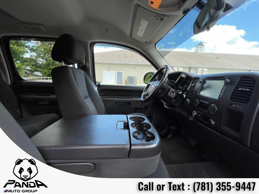 2013 Chevrolet Silverado 1500 4WD Crew Cab 143.5" LT, available for sale in Abington, Massachusetts | Panda Auto Group. Abington, Massachusetts 2013 Chevrolet Silverado 1500 4WD Crew Cab 143.5" LT, available for sale in Abington, Massachusetts | Panda Auto Group. Abington, Massachusetts
