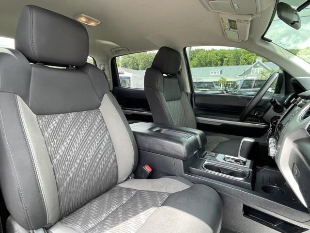 Used Toyota Tundra SR5 2018 | Blasius of Danbury. Danbury, Connecticut Used Toyota Tundra SR5 2018 | Blasius of Danbury. Danbury, Connecticut