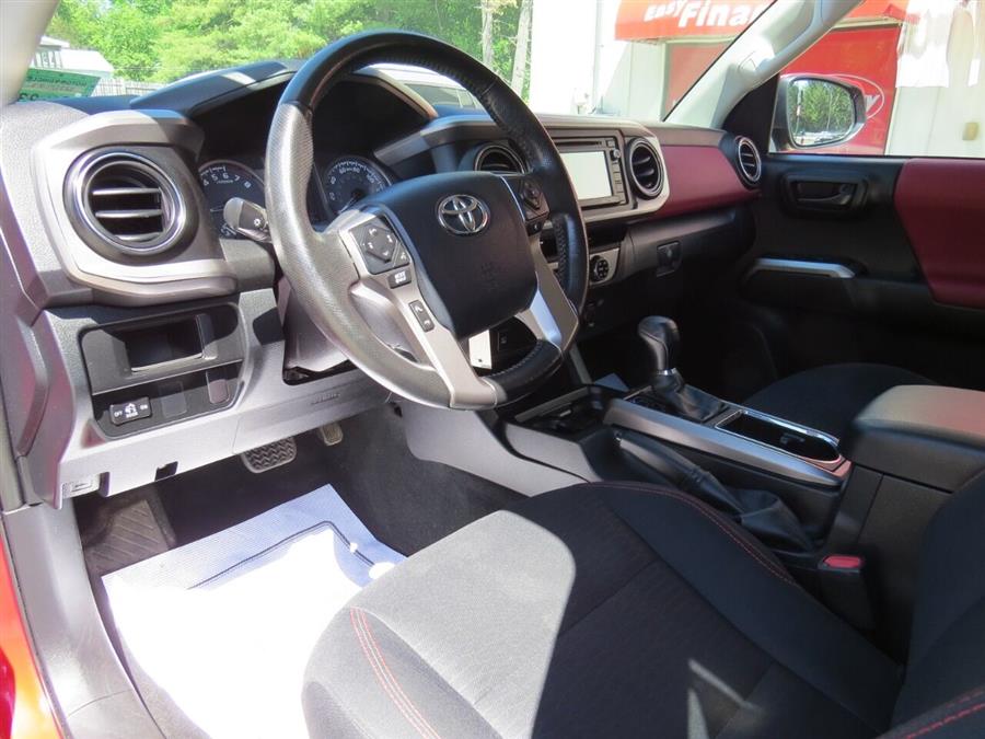 Used Toyota Tacoma SR5 V6 4x4 4dr Double Cab 5.0 ft SB 2016 | Lake City Exports Inc. Auburn, Maine Used Toyota Tacoma SR5 V6 4x4 4dr Double Cab 5.0 ft SB 2016 | Lake City Exports Inc. Auburn, Maine