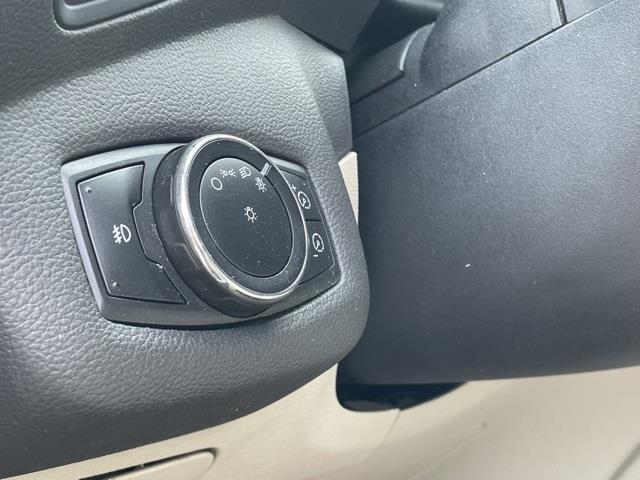 Used Ford Escape SE 2013 | Blasius Federal Road. Brookfield, Connecticut Used Ford Escape SE 2013 | Blasius Federal Road. Brookfield, Connecticut