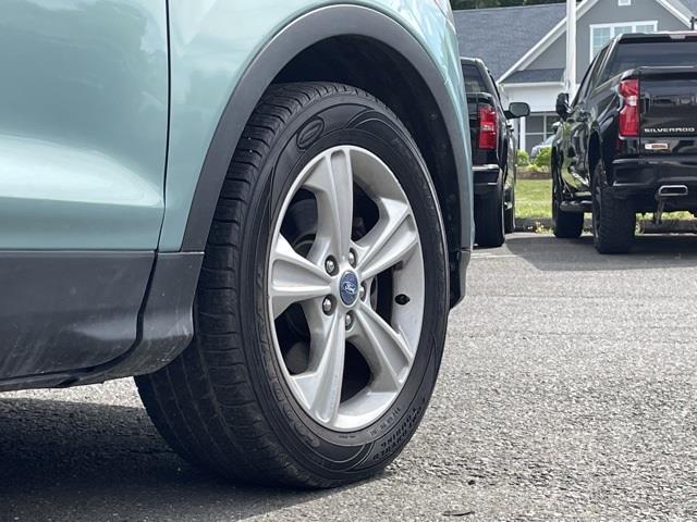 Used Ford Escape SE 2013 | Blasius Federal Road. Brookfield, Connecticut Used Ford Escape SE 2013 | Blasius Federal Road. Brookfield, Connecticut