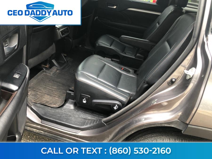 Used Toyota Highlander XLE V6 AWD (Natl) 2018 | CEO DADDY AUTO. Online only, Connecticut Used Toyota Highlander XLE V6 AWD (Natl) 2018 | CEO DADDY AUTO. Online only, Connecticut