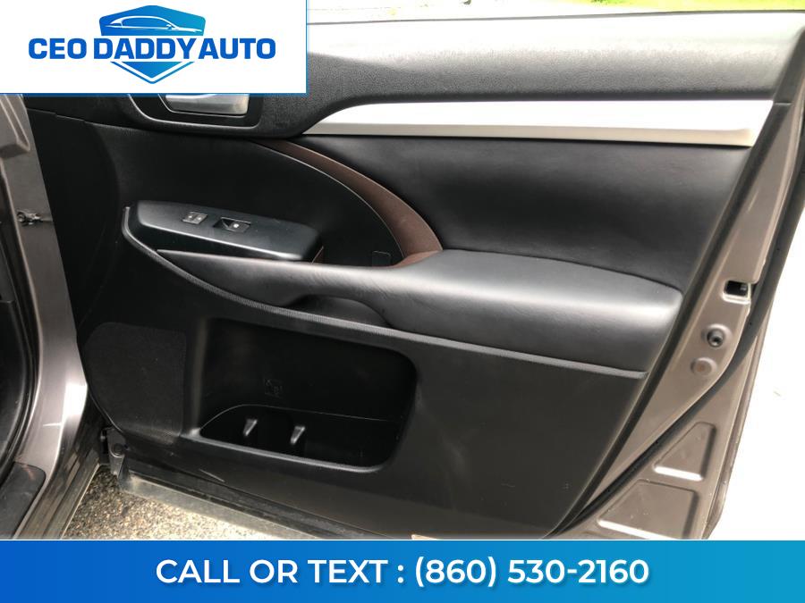 Used Toyota Highlander XLE V6 AWD (Natl) 2018 | CEO DADDY AUTO. Online only, Connecticut Used Toyota Highlander XLE V6 AWD (Natl) 2018 | CEO DADDY AUTO. Online only, Connecticut