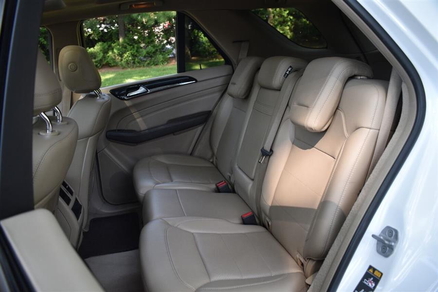 Used Mercedes-benz M-class ML 350 4MATIC AWD 4dr SUV 2014 | Camy Cars. Great Neck, New York Used Mercedes-benz M-class ML 350 4MATIC AWD 4dr SUV 2014 | Camy Cars. Great Neck, New York