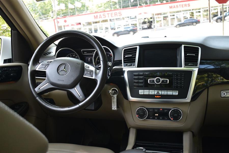 Used Mercedes-benz M-class ML 350 4MATIC AWD 4dr SUV 2014 | Camy Cars. Great Neck, New York Used Mercedes-benz M-class ML 350 4MATIC AWD 4dr SUV 2014 | Camy Cars. Great Neck, New York