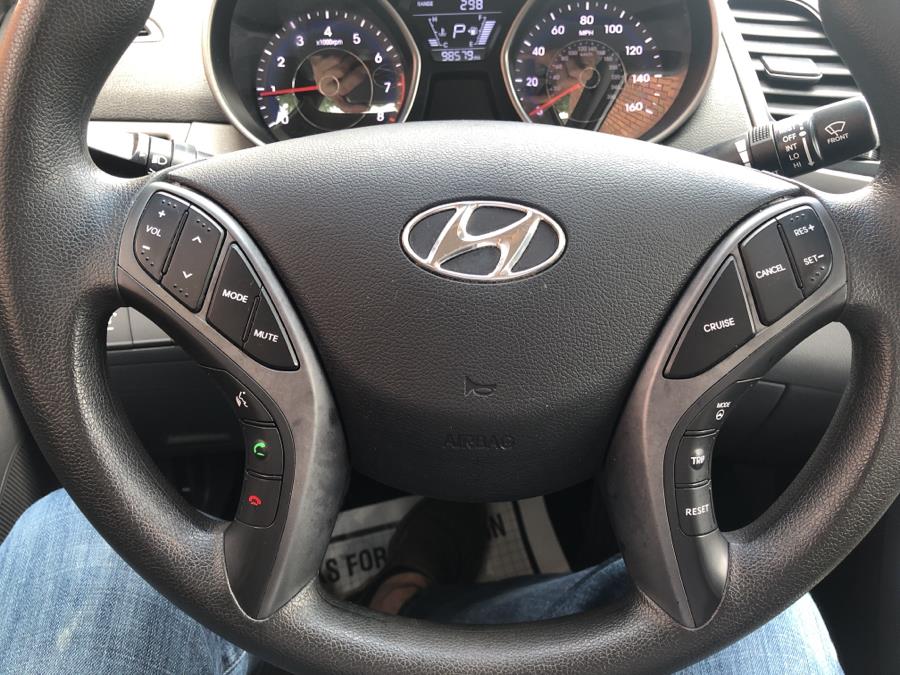 2015 Hyundai Elantra 4dr Sdn Auto SE, available for sale in Waterbury, Connecticut | National Auto Brokers, Inc.. Waterbury, Connecticut 2015 Hyundai Elantra 4dr Sdn Auto SE, available for sale in Waterbury, Connecticut | National Auto Brokers, Inc.. Waterbury, Connecticut