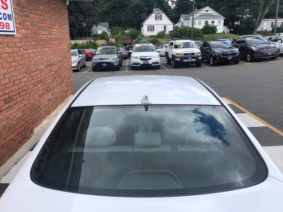 2015 Hyundai Elantra 4dr Sdn Auto SE, available for sale in Waterbury, Connecticut | National Auto Brokers, Inc.. Waterbury, Connecticut 2015 Hyundai Elantra 4dr Sdn Auto SE, available for sale in Waterbury, Connecticut | National Auto Brokers, Inc.. Waterbury, Connecticut