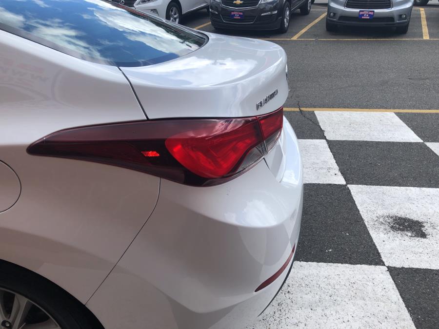 2015 Hyundai Elantra 4dr Sdn Auto SE, available for sale in Waterbury, Connecticut | National Auto Brokers, Inc.. Waterbury, Connecticut 2015 Hyundai Elantra 4dr Sdn Auto SE, available for sale in Waterbury, Connecticut | National Auto Brokers, Inc.. Waterbury, Connecticut