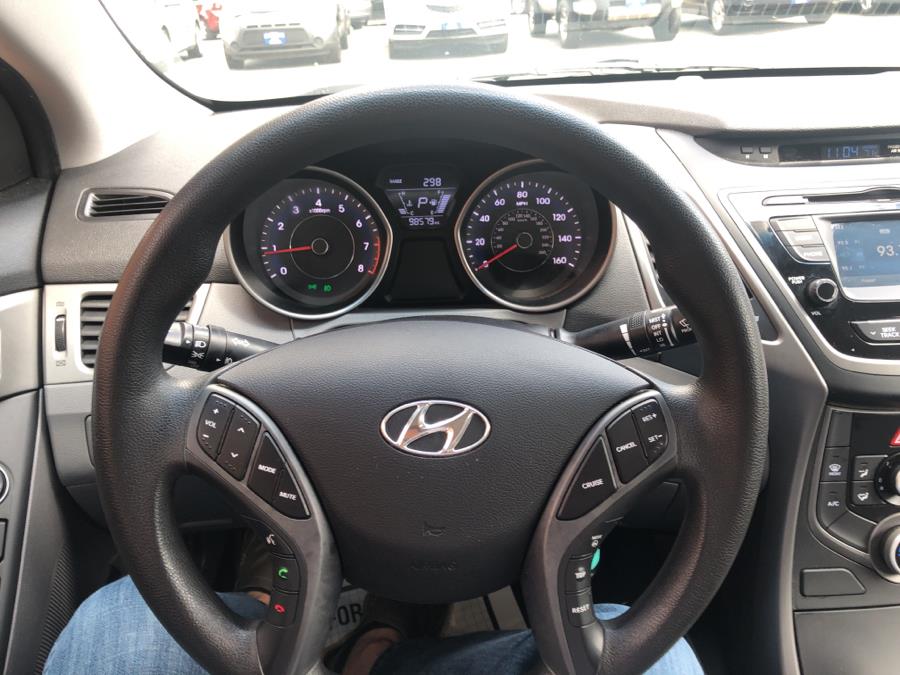 2015 Hyundai Elantra 4dr Sdn Auto SE, available for sale in Waterbury, Connecticut | National Auto Brokers, Inc.. Waterbury, Connecticut 2015 Hyundai Elantra 4dr Sdn Auto SE, available for sale in Waterbury, Connecticut | National Auto Brokers, Inc.. Waterbury, Connecticut