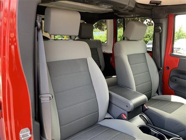 2009 Jeep Wrangler Unlimited X, available for sale in Stratford, Connecticut | Wiz Leasing Inc. Stratford, Connecticut 2009 Jeep Wrangler Unlimited X, available for sale in Stratford, Connecticut | Wiz Leasing Inc. Stratford, Connecticut