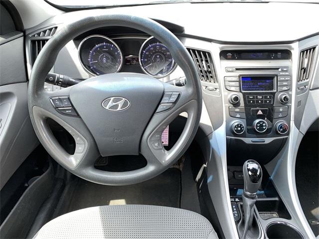 2014 Hyundai Sonata GLS, available for sale in Stratford, Connecticut | Wiz Leasing Inc. Stratford, Connecticut 2014 Hyundai Sonata GLS, available for sale in Stratford, Connecticut | Wiz Leasing Inc. Stratford, Connecticut