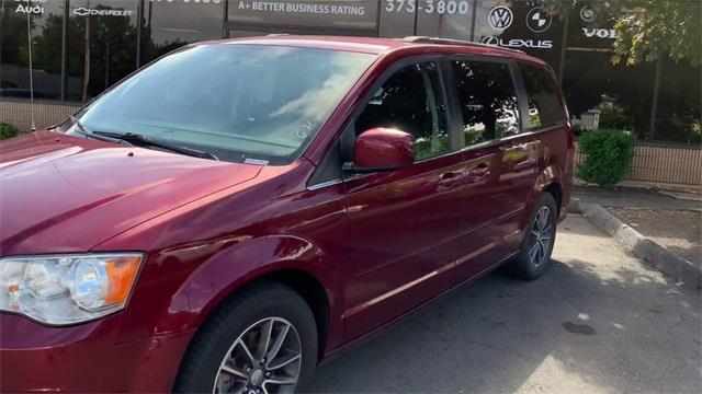 2017 Dodge Grand Caravan SXT, available for sale in Stratford, Connecticut | Wiz Leasing Inc. Stratford, Connecticut 2017 Dodge Grand Caravan SXT, available for sale in Stratford, Connecticut | Wiz Leasing Inc. Stratford, Connecticut