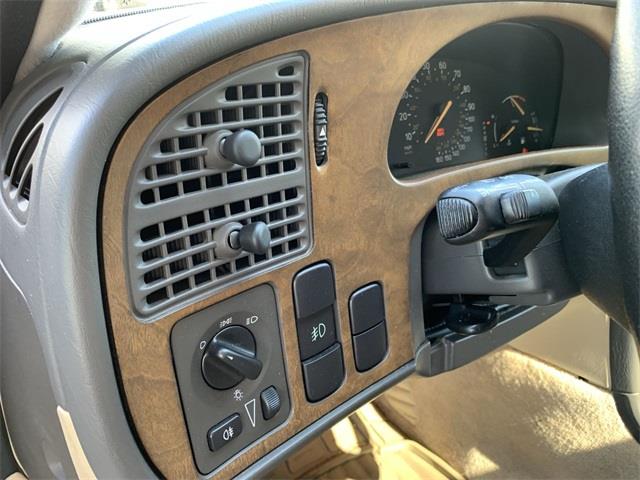 2002 Saab 9-5 Arc, available for sale in Stratford, Connecticut | Wiz Leasing Inc. Stratford, Connecticut 2002 Saab 9-5 Arc, available for sale in Stratford, Connecticut | Wiz Leasing Inc. Stratford, Connecticut
