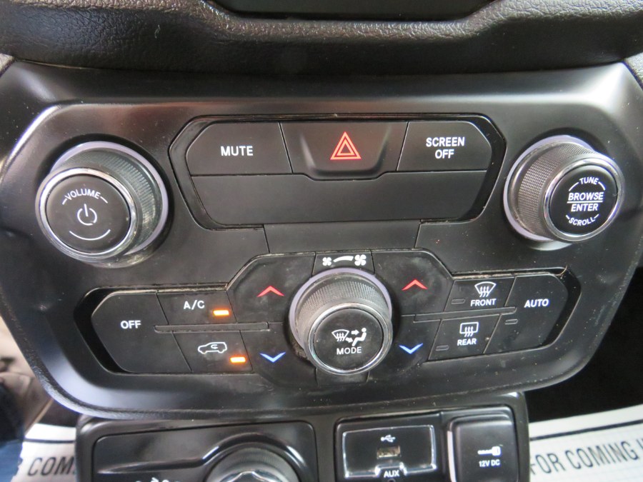 2018 Jeep Renegade Altitude 4x4, available for sale in Middle Village, New York | Road Masters II INC. Middle Village, New York 2018 Jeep Renegade Altitude 4x4, available for sale in Middle Village, New York | Road Masters II INC. Middle Village, New York