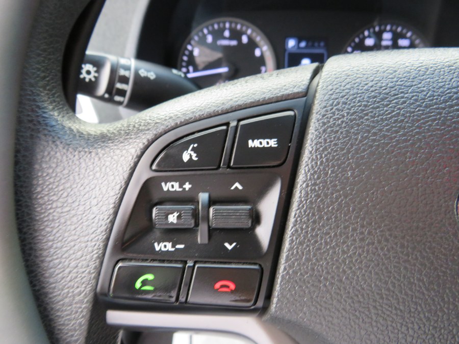 2018 Hyundai Tucson SE AWD, available for sale in Middle Village, New York | Road Masters II INC. Middle Village, New York 2018 Hyundai Tucson SE AWD, available for sale in Middle Village, New York | Road Masters II INC. Middle Village, New York