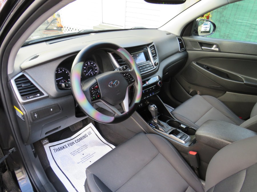 2018 Hyundai Tucson SE AWD, available for sale in Middle Village, New York | Road Masters II INC. Middle Village, New York 2018 Hyundai Tucson SE AWD, available for sale in Middle Village, New York | Road Masters II INC. Middle Village, New York