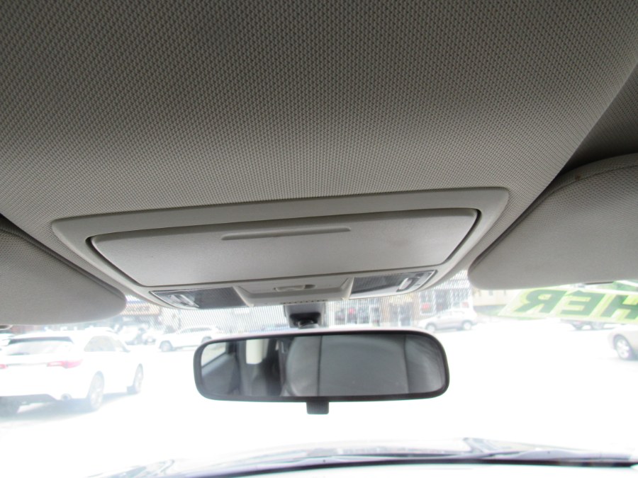 2015 Honda CR-V LX, available for sale in Worcester, Massachusetts | Hilario's Auto Sales Inc.. Worcester, Massachusetts 2015 Honda CR-V LX, available for sale in Worcester, Massachusetts | Hilario's Auto Sales Inc.. Worcester, Massachusetts