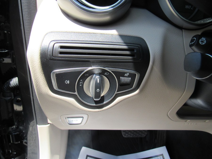 2019 Mercedes-Benz GLC300 Sport, available for sale in Worcester, Massachusetts | Hilario's Auto Sales Inc.. Worcester, Massachusetts 2019 Mercedes-Benz GLC300 Sport, available for sale in Worcester, Massachusetts | Hilario's Auto Sales Inc.. Worcester, Massachusetts