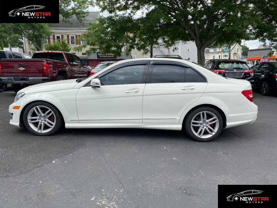 2012 Mercedes-Benz C-Class 4dr Sedan 4MATIC LUXURY, available for sale in Peabody, Massachusetts | New Star Motors. Peabody, Massachusetts 2012 Mercedes-Benz C-Class 4dr Sedan 4MATIC LUXURY, available for sale in Peabody, Massachusetts | New Star Motors. Peabody, Massachusetts