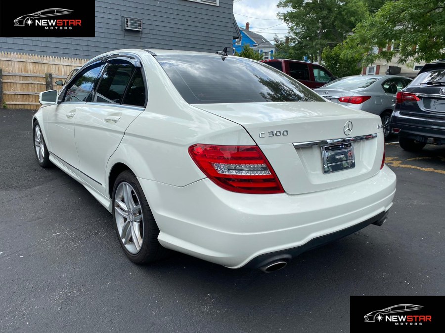 2012 Mercedes-Benz C-Class 4dr Sedan 4MATIC LUXURY, available for sale in Peabody, Massachusetts | New Star Motors. Peabody, Massachusetts 2012 Mercedes-Benz C-Class 4dr Sedan 4MATIC LUXURY, available for sale in Peabody, Massachusetts | New Star Motors. Peabody, Massachusetts