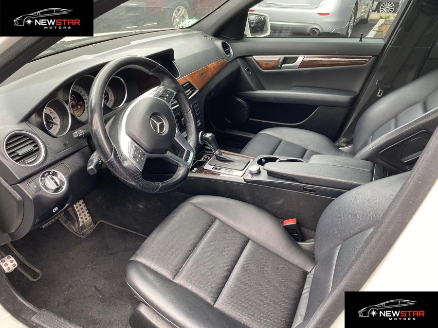 2012 Mercedes-Benz C-Class 4dr Sedan 4MATIC LUXURY, available for sale in Peabody, Massachusetts | New Star Motors. Peabody, Massachusetts 2012 Mercedes-Benz C-Class 4dr Sedan 4MATIC LUXURY, available for sale in Peabody, Massachusetts | New Star Motors. Peabody, Massachusetts