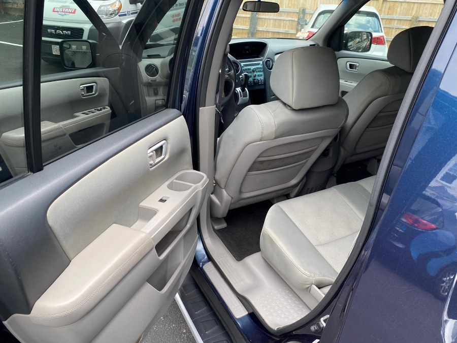 2010 Honda Pilot 4WD 4dr LX, available for sale in Peabody, Massachusetts | New Star Motors. Peabody, Massachusetts 2010 Honda Pilot 4WD 4dr LX, available for sale in Peabody, Massachusetts | New Star Motors. Peabody, Massachusetts