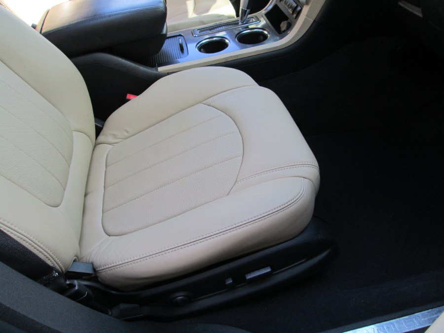 2012 Chevrolet Traverse AWD 4dr LTZ, available for sale in Levittown, Pennsylvania | Levittown Auto. Levittown, Pennsylvania 2012 Chevrolet Traverse AWD 4dr LTZ, available for sale in Levittown, Pennsylvania | Levittown Auto. Levittown, Pennsylvania