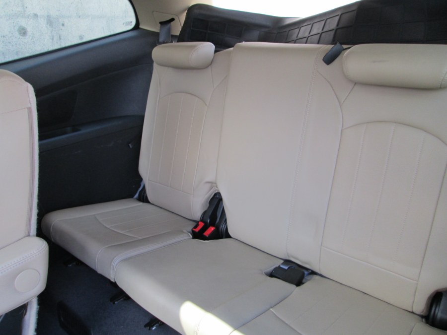 2012 Chevrolet Traverse AWD 4dr LTZ, available for sale in Levittown, Pennsylvania | Levittown Auto. Levittown, Pennsylvania 2012 Chevrolet Traverse AWD 4dr LTZ, available for sale in Levittown, Pennsylvania | Levittown Auto. Levittown, Pennsylvania