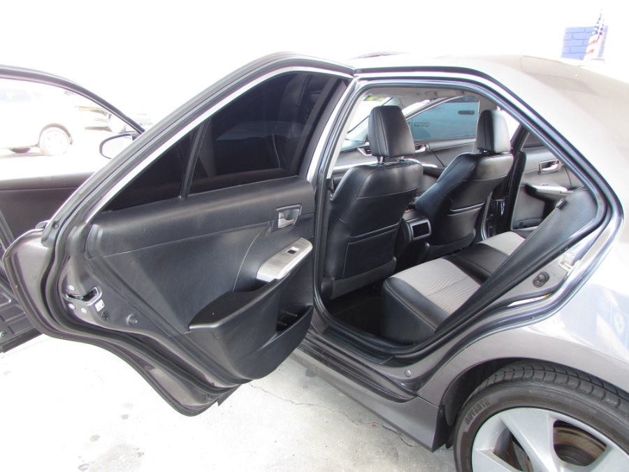 Used Toyota Camry 4dr Sdn I4 Auto SE Sport (Natl) *Ltd Avail* 2014 | VIP Auto Enterprise, Inc. Orlando, Florida Used Toyota Camry 4dr Sdn I4 Auto SE Sport (Natl) *Ltd Avail* 2014 | VIP Auto Enterprise, Inc. Orlando, Florida