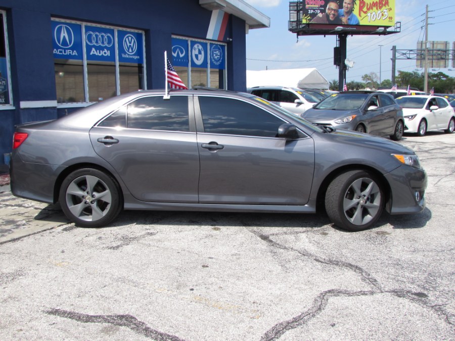 Used Toyota Camry 4dr Sdn I4 Auto SE Sport (Natl) *Ltd Avail* 2014 | VIP Auto Enterprise, Inc. Orlando, Florida Used Toyota Camry 4dr Sdn I4 Auto SE Sport (Natl) *Ltd Avail* 2014 | VIP Auto Enterprise, Inc. Orlando, Florida