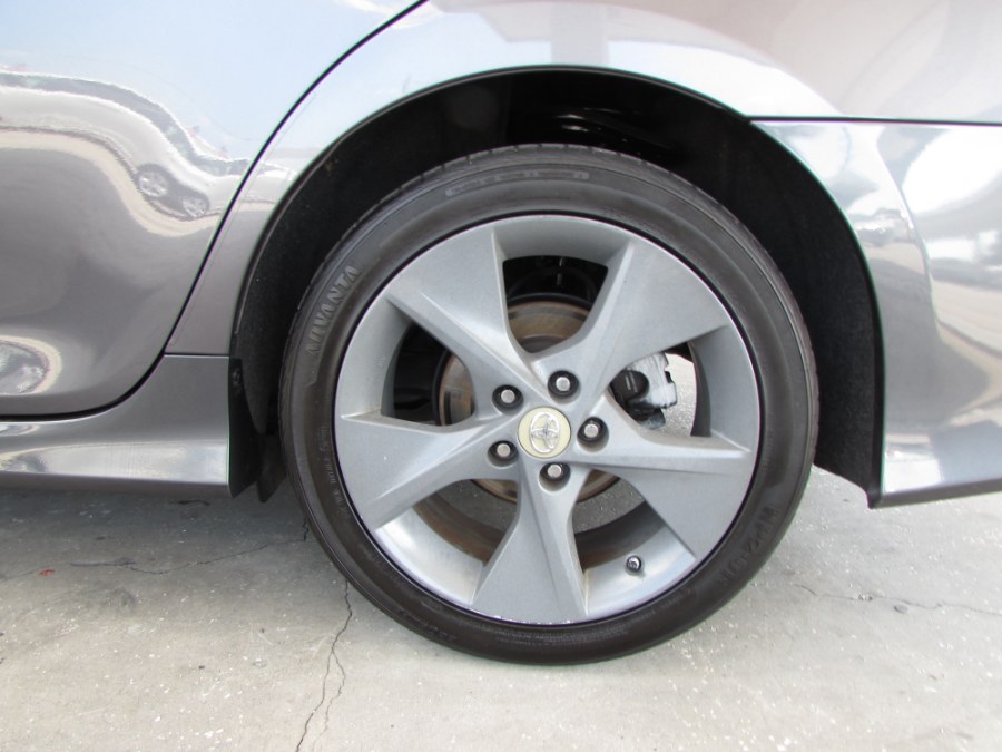 Used Toyota Camry 4dr Sdn I4 Auto SE Sport (Natl) *Ltd Avail* 2014 | VIP Auto Enterprise, Inc. Orlando, Florida Used Toyota Camry 4dr Sdn I4 Auto SE Sport (Natl) *Ltd Avail* 2014 | VIP Auto Enterprise, Inc. Orlando, Florida
