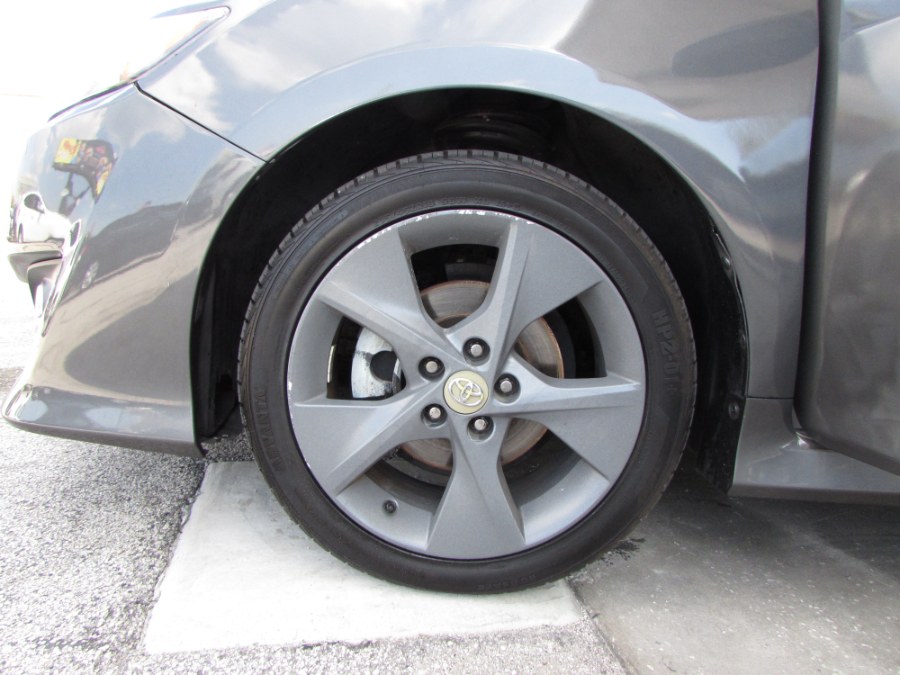Used Toyota Camry 4dr Sdn I4 Auto SE Sport (Natl) *Ltd Avail* 2014 | VIP Auto Enterprise, Inc. Orlando, Florida Used Toyota Camry 4dr Sdn I4 Auto SE Sport (Natl) *Ltd Avail* 2014 | VIP Auto Enterprise, Inc. Orlando, Florida