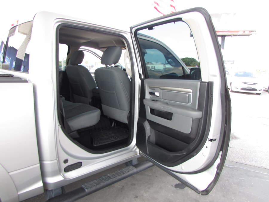 Used Ram 1500 2WD Crew Cab 140.5" Outdoorsman *Ltd Avail* 2015 | VIP Auto Enterprise, Inc. Orlando, Florida Used Ram 1500 2WD Crew Cab 140.5" Outdoorsman *Ltd Avail* 2015 | VIP Auto Enterprise, Inc. Orlando, Florida