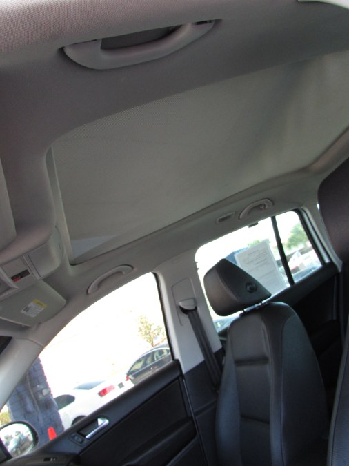 Used Volkswagen Tiguan 2WD 4dr Auto S 2015 | VIP Auto Enterprise, Inc. Orlando, Florida Used Volkswagen Tiguan 2WD 4dr Auto S 2015 | VIP Auto Enterprise, Inc. Orlando, Florida